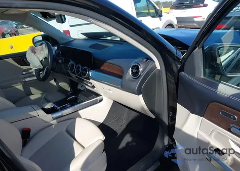 2020 Mercedes-Benz Glb 250 4Matic z USA, uszkodzony, nr VIN W1N4M4HB4LW026405